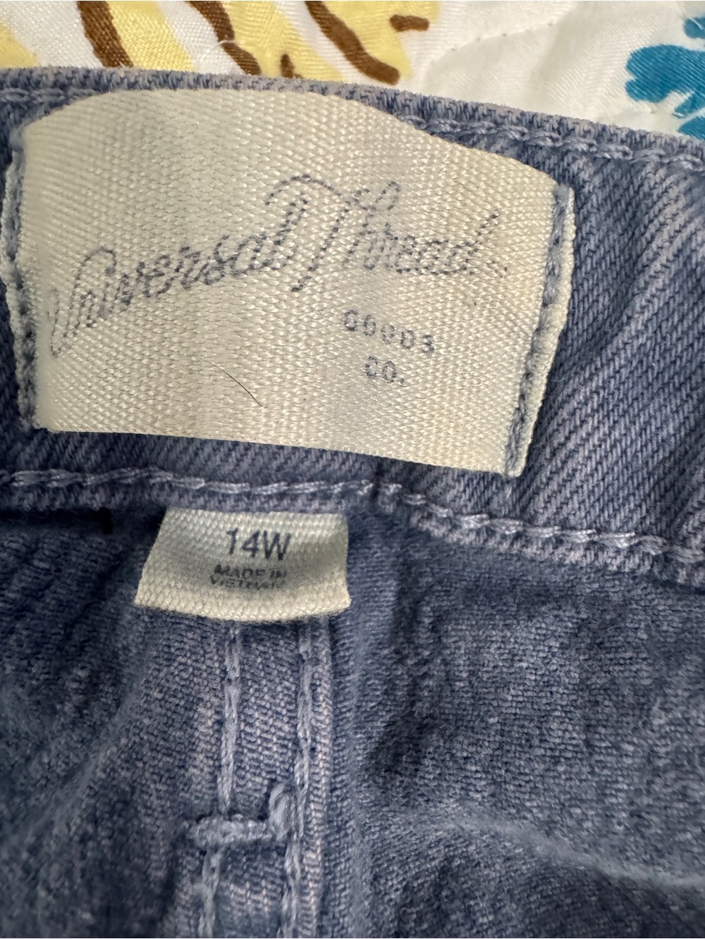 Universal Thread Light Blue Women's High-Rise Jeans